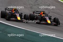 Sergio Perez (MEX), Red Bull Racing and Max Verstappen (NLD), Red Bull Racing  13.11.2022. Formula 1 World Championship, Rd 21, Brazilian Grand Prix, Sao Paulo, Brazil, Race Day.