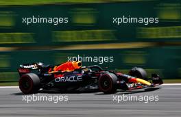 Max Verstappen (NLD) Red Bull Racing RB18. 12.11.2022. Formula 1 World Championship, Rd 21, Brazilian Grand Prix, Sao Paulo, Brazil, Sprint Day.