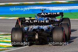 Fernando Alonso (ESP), Alpine F1 Team and Esteban Ocon (FRA), Alpine F1 Team  12.11.2022. Formula 1 World Championship, Rd 21, Brazilian Grand Prix, Sao Paulo, Brazil, Sprint Day.