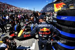 Max Verstappen (NLD) Red Bull Racing RB18 on the grid. 19.06.2022. Formula 1 World Championship, Rd 9, Canadian Grand Prix, Montreal, Canada, Race Day.