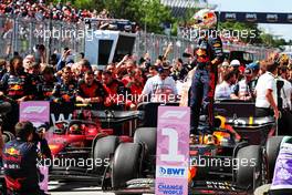 Race winner Max Verstappen (NLD) Red Bull Racing RB18 celebrates in parc ferme. 19.06.2022. Formula 1 World Championship, Rd 9, Canadian Grand Prix, Montreal, Canada, Race Day.