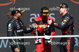 1st place Max Verstappen (NLD) Red Bull Racing RB18 with 2nd place Carlos Sainz Jr (ESP) Ferrari F1-75 and 3rd place Lewis Hamilton (GBR) Mercedes AMG F1 W13. 19.06.2022. Formula 1 World Championship, Rd 9, Canadian Grand Prix, Montreal, Canada, Race Day.