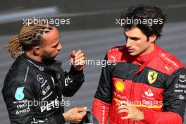 3rd place Lewis Hamilton (GBR) Mercedes AMG F1 with Carlos Sainz Jr (ESP) Ferrari F1-75. 19.06.2022. Formula 1 World Championship, Rd 9, Canadian Grand Prix, Montreal, Canada, Race Day.