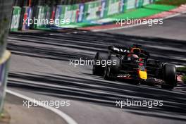 Max Verstappen (NLD) Red Bull Racing RB18. 19.06.2022. Formula 1 World Championship, Rd 9, Canadian Grand Prix, Montreal, Canada, Race Day.