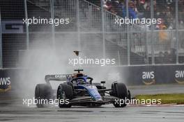 Alexander Albon (THA) Williams Racing FW44 with bird flying past. 18.06.2022. Formula 1 World Championship, Rd 9, Canadian Grand Prix, Montreal, Canada, Qualifying Day.