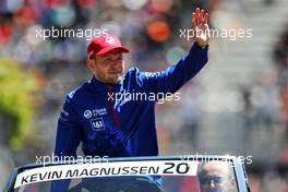 Kevin Magnussen (DEN) Haas F1 Team on the drivers parade. 19.06.2022. Formula 1 World Championship, Rd 9, Canadian Grand Prix, Montreal, Canada, Race Day.