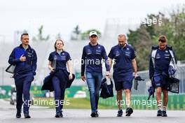 Nicholas Latifi (CDN) Williams Racing walks the circuit with the team. 16.06.2022. Formula 1 World Championship, Rd 9, Canadian Grand Prix, Montreal, Canada, Preparation Day.