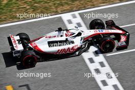 Kevin Magnussen (DEN) Haas VF-22. 20.05.2022 Formula 1 World Championship, Rd 6, Spanish Grand Prix, Barcelona, Spain, Practice Day.