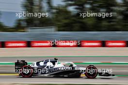 Yuki Tsunoda (JPN) AlphaTauri AT03. 20.05.2022 Formula 1 World Championship, Rd 6, Spanish Grand Prix, Barcelona, Spain, Practice Day.