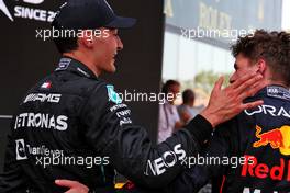 (L to R): Third placed George Russell (GBR) Mercedes AMG F1 in parc ferme with race winner Max Verstappen (NLD) Red Bull Racing. 22.05.2022. Formula 1 World Championship, Rd 6, Spanish Grand Prix, Barcelona, Spain, Race Day.