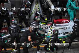George Russell (GBR) Mercedes AMG F1 W13 makes a pit stop. 22.05.2022. Formula 1 World Championship, Rd 6, Spanish Grand Prix, Barcelona, Spain, Race Day.