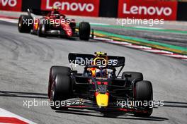 Sergio Perez (MEX) Red Bull Racing RB18. 22.05.2022. Formula 1 World Championship, Rd 6, Spanish Grand Prix, Barcelona, Spain, Race Day.