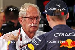 (L to R): Dr Helmut Marko (AUT) Red Bull Motorsport Consultant and Max Verstappen (NLD) Red Bull Racing. 21.05.2022. Formula 1 World Championship, Rd 6, Spanish Grand Prix, Barcelona, Spain, Qualifying Day.
