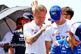 (L to R): Kevin Magnussen (DEN) Haas F1 Team and Mick Schumacher (GER) Haas F1 Team on the drivers parade. 22.05.2022. Formula 1 World Championship, Rd 6, Spanish Grand Prix, Barcelona, Spain, Race Day.