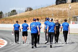 Esteban Ocon (FRA) Alpine F1 Team walks the circuit with the team. 19.05.2022. Formula 1 World Championship, Rd 6, Spanish Grand Prix, Barcelona, Spain, Preparation Day.