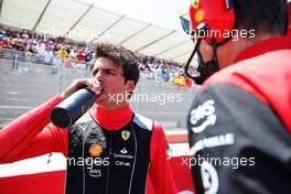 Carlos Sainz Jr (ESP) Ferrari on the grid. 24.07.2022. Formula 1 World Championship, Rd 12, French Grand Prix, Paul Ricard, France, Race Day.