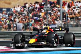 Max Verstappen (NLD) Red Bull Racing RB18. 24.07.2022. Formula 1 World Championship, Rd 12, French Grand Prix, Paul Ricard, France, Race Day.