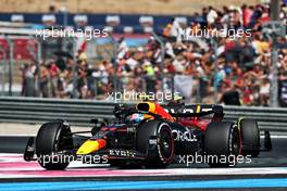 Sergio Perez (MEX) Red Bull Racing RB18. 24.07.2022. Formula 1 World Championship, Rd 12, French Grand Prix, Paul Ricard, France, Race Day.