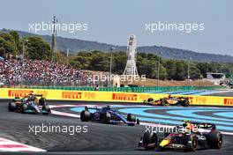 Sergio Perez (MEX) Red Bull Racing RB18. 24.07.2022. Formula 1 World Championship, Rd 12, French Grand Prix, Paul Ricard, France, Race Day.
