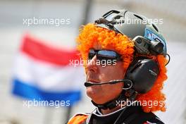 Circuit atmosphere - a marshal. 23.07.2022. Formula 1 World Championship, Rd 12, French Grand Prix, Paul Ricard, France, Qualifying Day.
