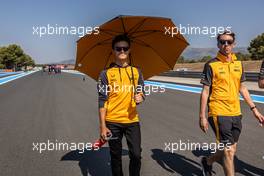 Lando Norris (GBR) McLaren walks the circuit with the team. 21.07.2022. Formula 1 World Championship, Rd 12, French Grand Prix, Paul Ricard, France, Preparation Day.