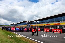 Grid atmosphere. 03.07.2022. Formula 1 World Championship, Rd 10, British Grand Prix, Silverstone, England, Race Day.