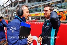 Nicholas Latifi (CDN) Williams Racing with Gaetan Jego, Williams Racing Race Engineer on the grid. 03.07.2022. Formula 1 World Championship, Rd 10, British Grand Prix, Silverstone, England, Race Day.