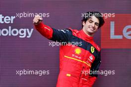 Race winner Carlos Sainz Jr (ESP) Ferrari celebrates on the podium. 03.07.2022. Formula 1 World Championship, Rd 10, British Grand Prix, Silverstone, England, Race Day.