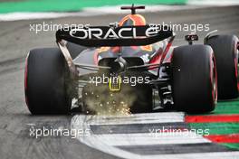 Max Verstappen (NLD) Red Bull Racing RB18. 02.07.2022. Formula 1 World Championship, Rd 10, British Grand Prix, Silverstone, England, Qualifying Day.