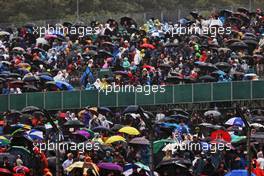 Circuit atmosphere - fans in the grandstand. 02.07.2022. Formula 1 World Championship, Rd 10, British Grand Prix, Silverstone, England, Qualifying Day.