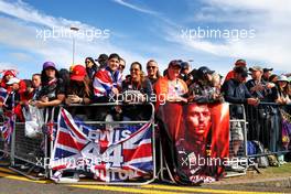 Circuit atmosphere - Lewis Hamilton (GBR) Mercedes AMG F1 and Max Verstappen (NLD) Red Bull Racing fans. 03.07.2022. Formula 1 World Championship, Rd 10, British Grand Prix, Silverstone, England, Race Day.