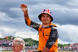 Lando Norris (GBR) McLaren on the drivers parade. 03.07.2022. Formula 1 World Championship, Rd 10, British Grand Prix, Silverstone, England, Race Day.