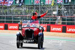 Carlos Sainz Jr (ESP) Ferrari on the drivers parade. 03.07.2022. Formula 1 World Championship, Rd 10, British Grand Prix, Silverstone, England, Race Day.