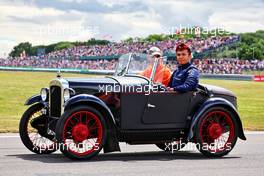 Alexander Albon (THA) Williams Racing on the drivers parade. 03.07.2022. Formula 1 World Championship, Rd 10, British Grand Prix, Silverstone, England, Race Day.
