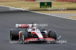 Kevin Magnussen (DEN) Haas VF-22 with a broken front wing. 31.07.2022. Formula 1 World Championship, Rd 13, Hungarian Grand Prix, Budapest, Hungary, Race Day.