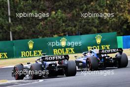 Alexander Albon (THA) Williams Racing FW44 and Nicholas Latifi (CDN) Williams Racing FW44 battle for position. 31.07.2022. Formula 1 World Championship, Rd 13, Hungarian Grand Prix, Budapest, Hungary, Race Day.