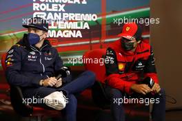 (L to R): Max Verstappen (NLD) Red Bull Racing and Carlos Sainz Jr (ESP) Ferrari in the FIA Press Conference. 22.04.2022. Formula 1 World Championship, Rd 4, Emilia Romagna Grand Prix, Imola, Italy, Qualifying Day.