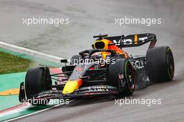 Max Verstappen (NLD), Red Bull Racing  22.04.2022. Formula 1 World Championship, Rd 4, Emilia Romagna Grand Prix, Imola, Italy, Qualifying Day.