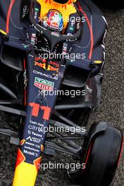 Sergio Perez (MEX) Red Bull Racing RB18. 22.04.2022. Formula 1 World Championship, Rd 4, Emilia Romagna Grand Prix, Imola, Italy, Qualifying Day.