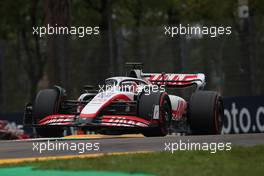 Kevin Magnussen (DEN) Haas VF-22. 22.04.2022. Formula 1 World Championship, Rd 4, Emilia Romagna Grand Prix, Imola, Italy, Qualifying Day.