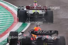 Lewis Hamilton (GBR), Mercedes AMG F1  and Max Verstappen (NLD), Red Bull Racing  22.04.2022. Formula 1 World Championship, Rd 4, Emilia Romagna Grand Prix, Imola, Italy, Qualifying Day.