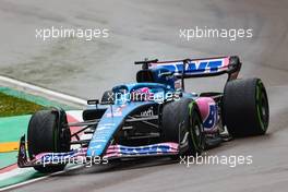Fernando Alonso (ESP), Alpine F1 Team  22.04.2022. Formula 1 World Championship, Rd 4, Emilia Romagna Grand Prix, Imola, Italy, Qualifying Day.