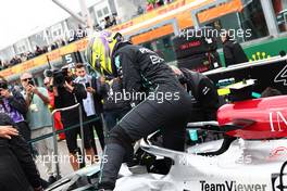 Lewis Hamilton (GBR) Mercedes AMG F1 W13. 24.04.2022. Formula 1 World Championship, Rd 4, Emilia Romagna Grand Prix, Imola, Italy, Race Day.
