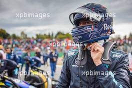 Alexander Albon (THA) Williams Racing on the grid. 24.04.2022. Formula 1 World Championship, Rd 4, Emilia Romagna Grand Prix, Imola, Italy, Race Day.