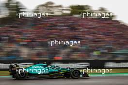 Sebastian Vettel (GER) Aston Martin F1 Team AMR22. 24.04.2022. Formula 1 World Championship, Rd 4, Emilia Romagna Grand Prix, Imola, Italy, Race Day.