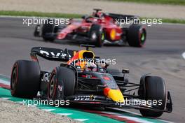 Max Verstappen (NLD), Red Bull Racing and Charles Leclerc (FRA), Scuderia Ferrari  23.04.2022. Formula 1 World Championship, Rd 4, Emilia Romagna Grand Prix, Imola, Italy, Sprint Day.