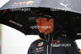 Max Verstappen (NLD) Red Bull Racing on the drivers parade. 24.04.2022. Formula 1 World Championship, Rd 4, Emilia Romagna Grand Prix, Imola, Italy, Race Day.