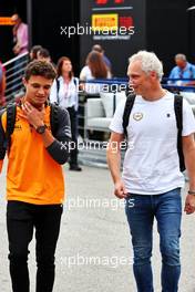 (L to R): Lando Norris (GBR) McLaren with his father Adam Norris (GBR). 09.09.2022. Formula 1 World Championship, Rd 16, Italian Grand Prix, Monza, Italy, Practice Day.
