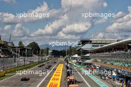 Daniel Ricciardo (AUS) McLaren MCL36 - practice starts at the end of FP1. 09.09.2022. Formula 1 World Championship, Rd 16, Italian Grand Prix, Monza, Italy, Practice Day.