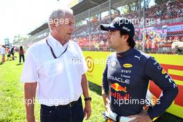  Dr Helmut Marko (AUT) Red Bull Motorsport Consultant with Sergio Perez (MEX) Red Bull Racing RB18. 11.09.2022. Formula 1 World Championship, Rd 16, Italian Grand Prix, Monza, Italy, Race Day.